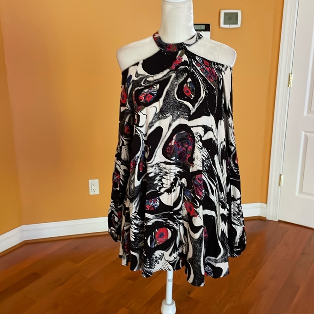 Free People small tunic with open shoulders